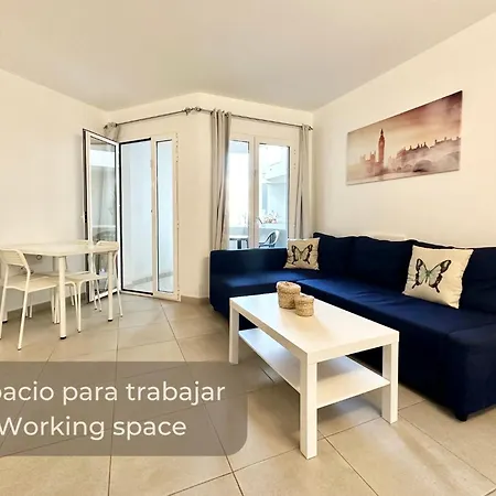 Lejlighed Minty Biscuit Con Piscina, Terraza, Parking Y Wifi
